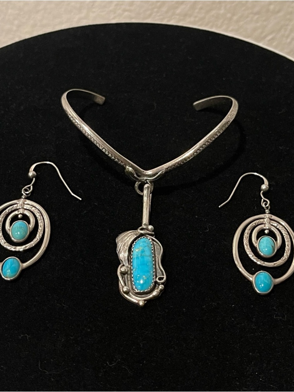 Vintage Navajo Turquoise Stone Silver Bracelet and Earrings Set